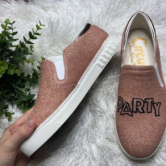 Circus by Sam Edelman pizza party sneakers - Picture 5 of 7